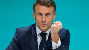 France’s Political Turmoil Sends Stocks Plummeting